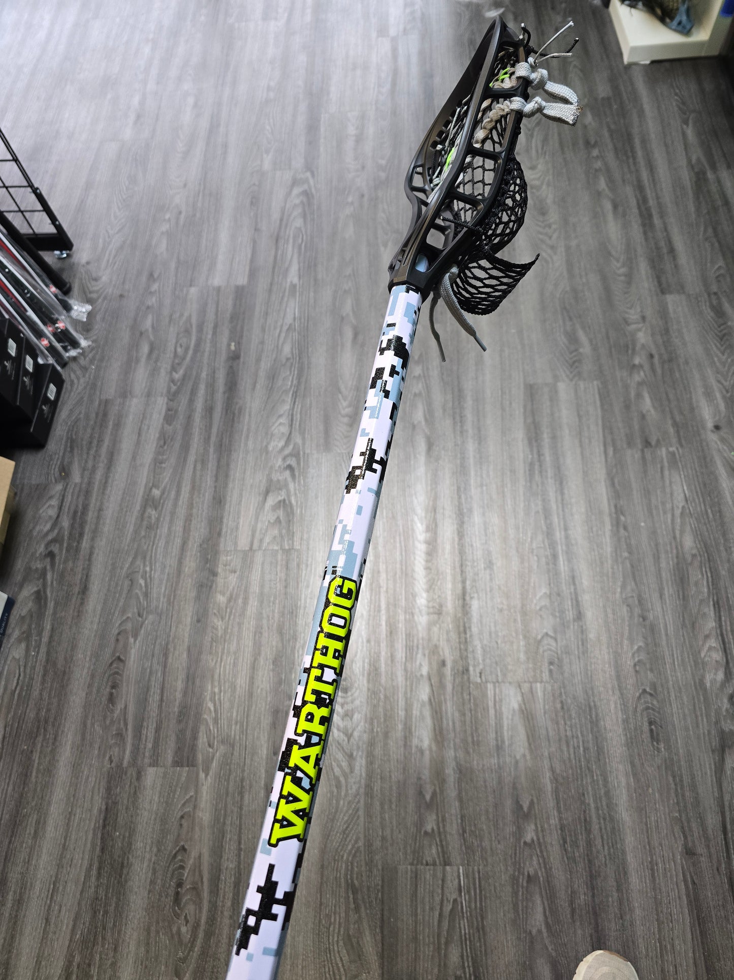 Stringking Mark 3V with Warthog Kevlar digital camo shaft