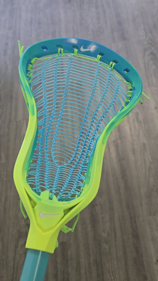 Nike L4 Electric Volt complete